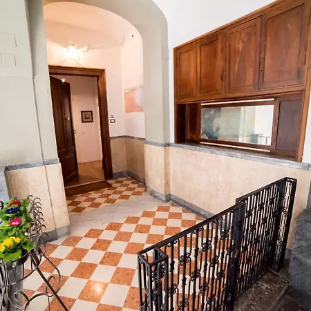 Le Rondini Della Pietrasanta Apartment Naples